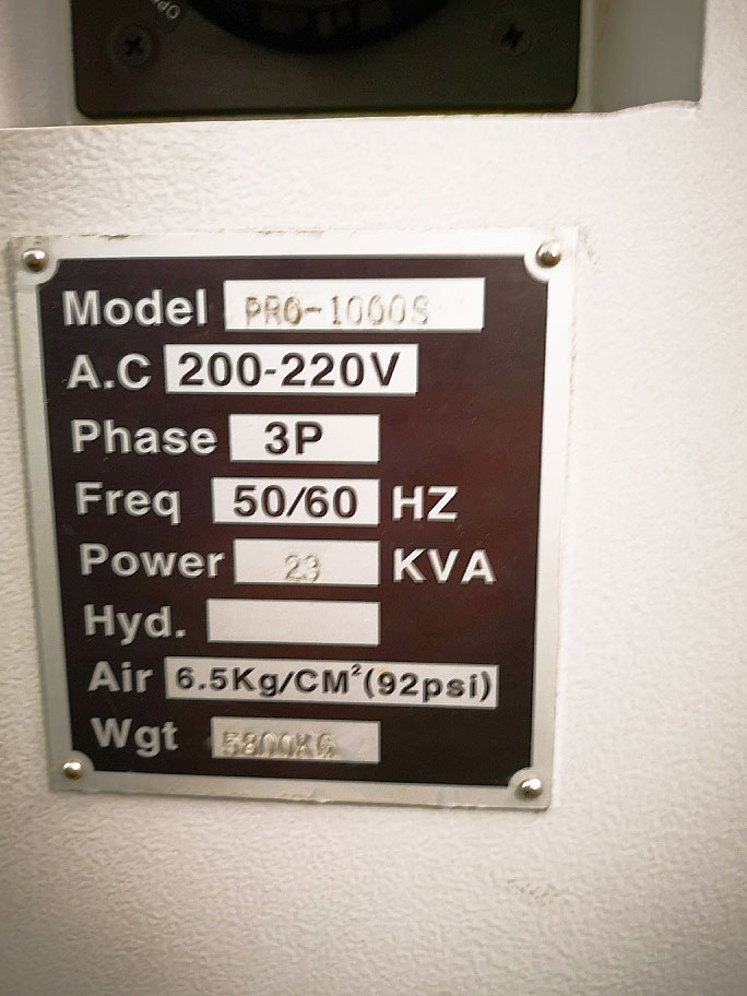 Gebruikt Hartford Pro 1000 S - Verticaal bewerkingscentrum - 2004