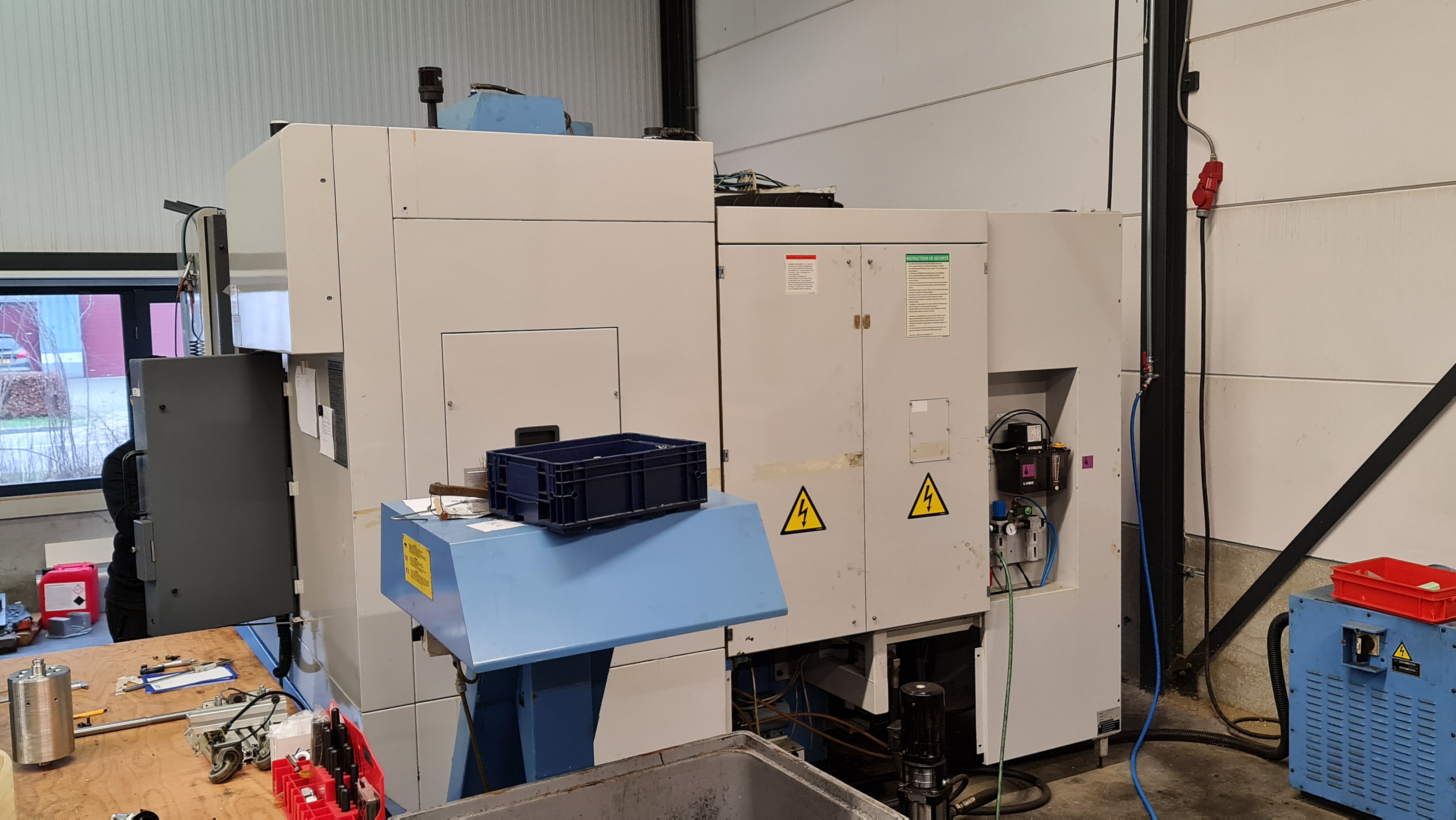 Gebruikt MAZAK VTC 200 C - Verticale bewerkingscentra - 2000