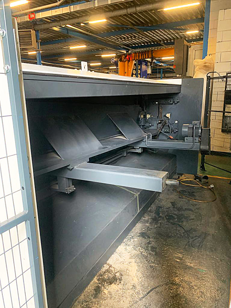 Used Haco TOOLMASTER 36 - Hydraulic shears - 1982