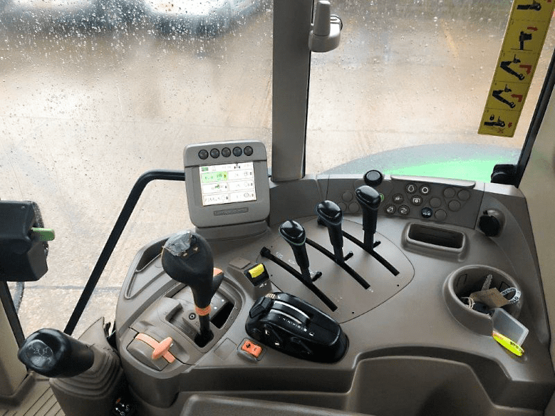 Gebruikt John Deere 6430 Premium Tractor 2010