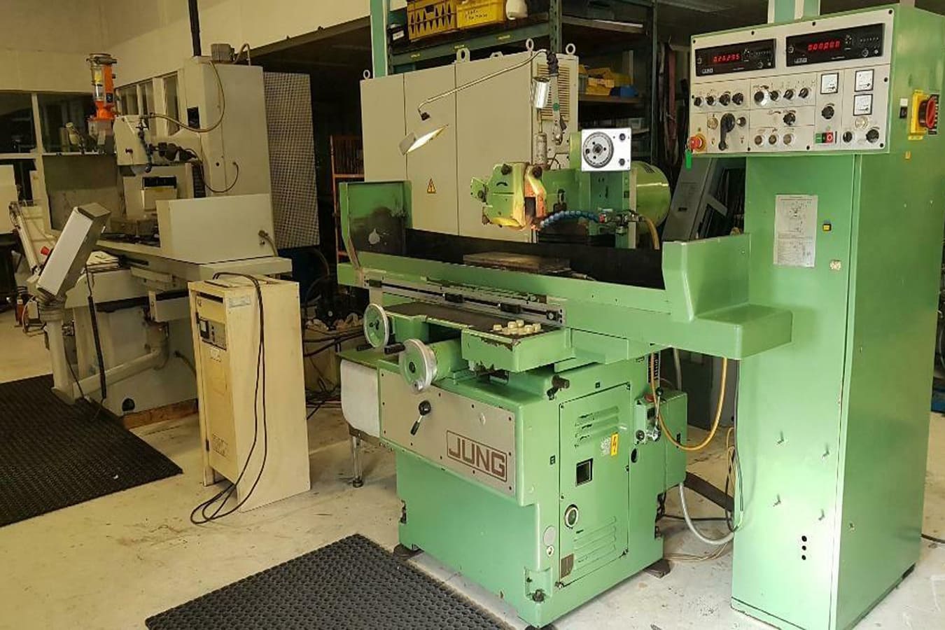 Gebruikt JUNG JF 520