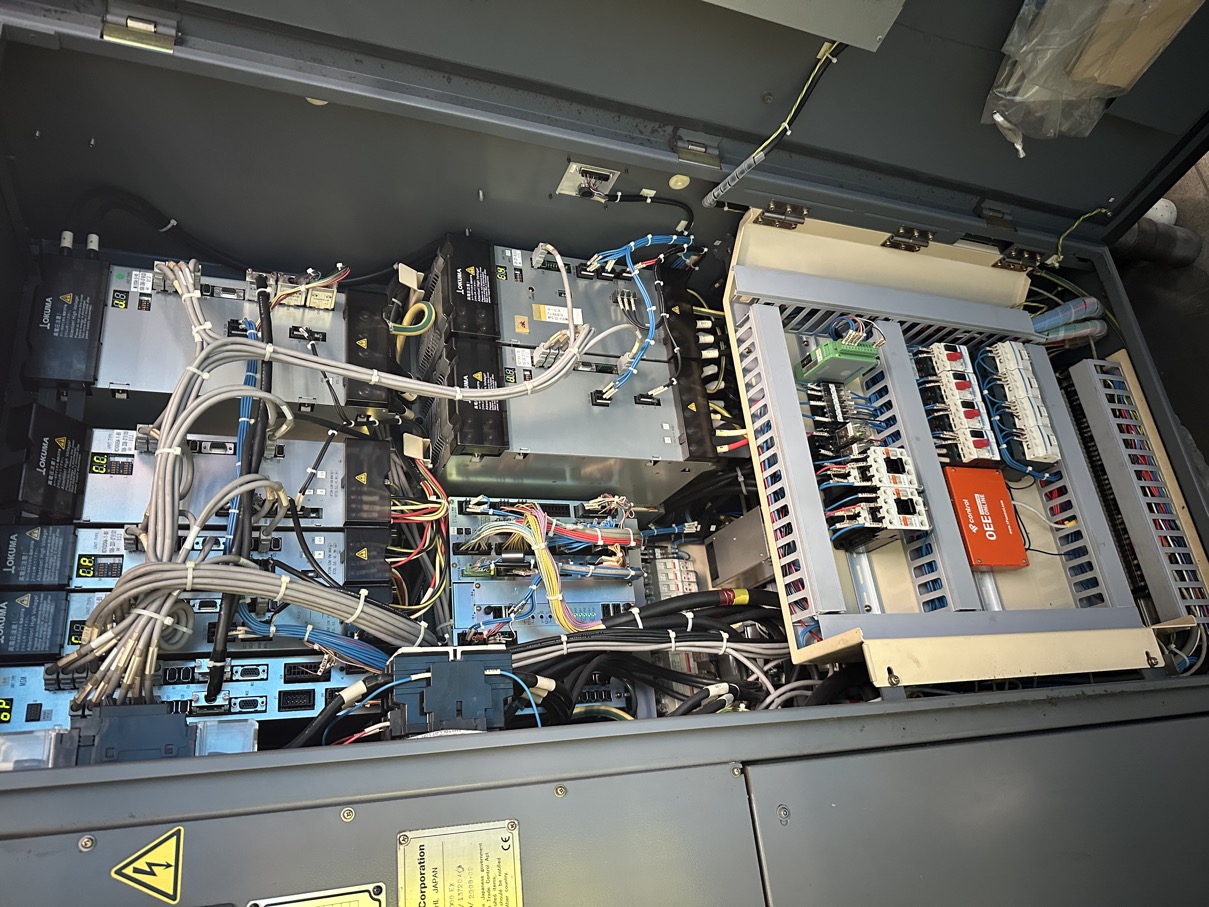 Used Okuma LB3000 EX I CNC Lathe I 2008