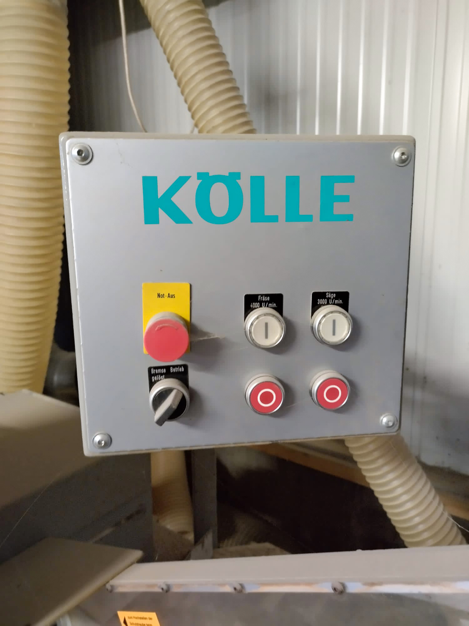 Usado KÖLLE Z 40 - Máquina de Mortajar - 2000