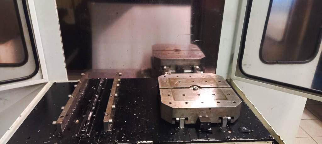 Used Vernier CH320 - Horizontal Machining Center