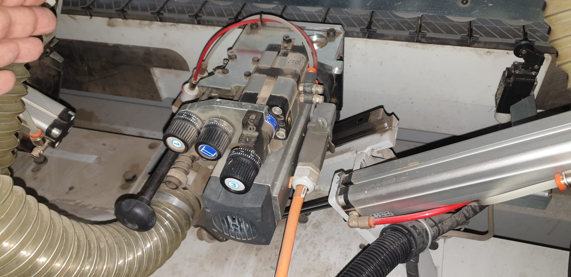 Gebruikt BIESSE Akron 440A X