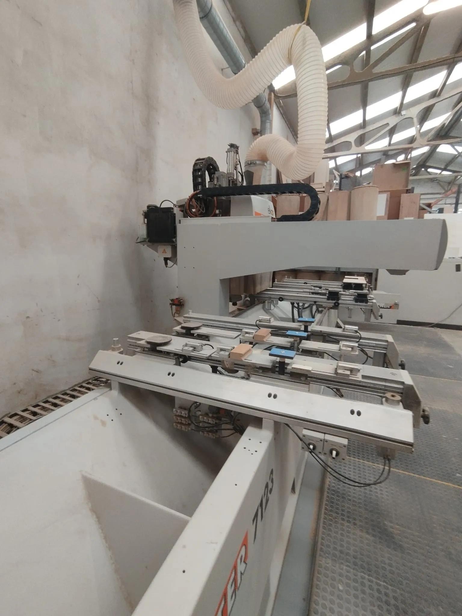 Usado Centro de mecanizado CNC Holzher Pro-Master 7123 I