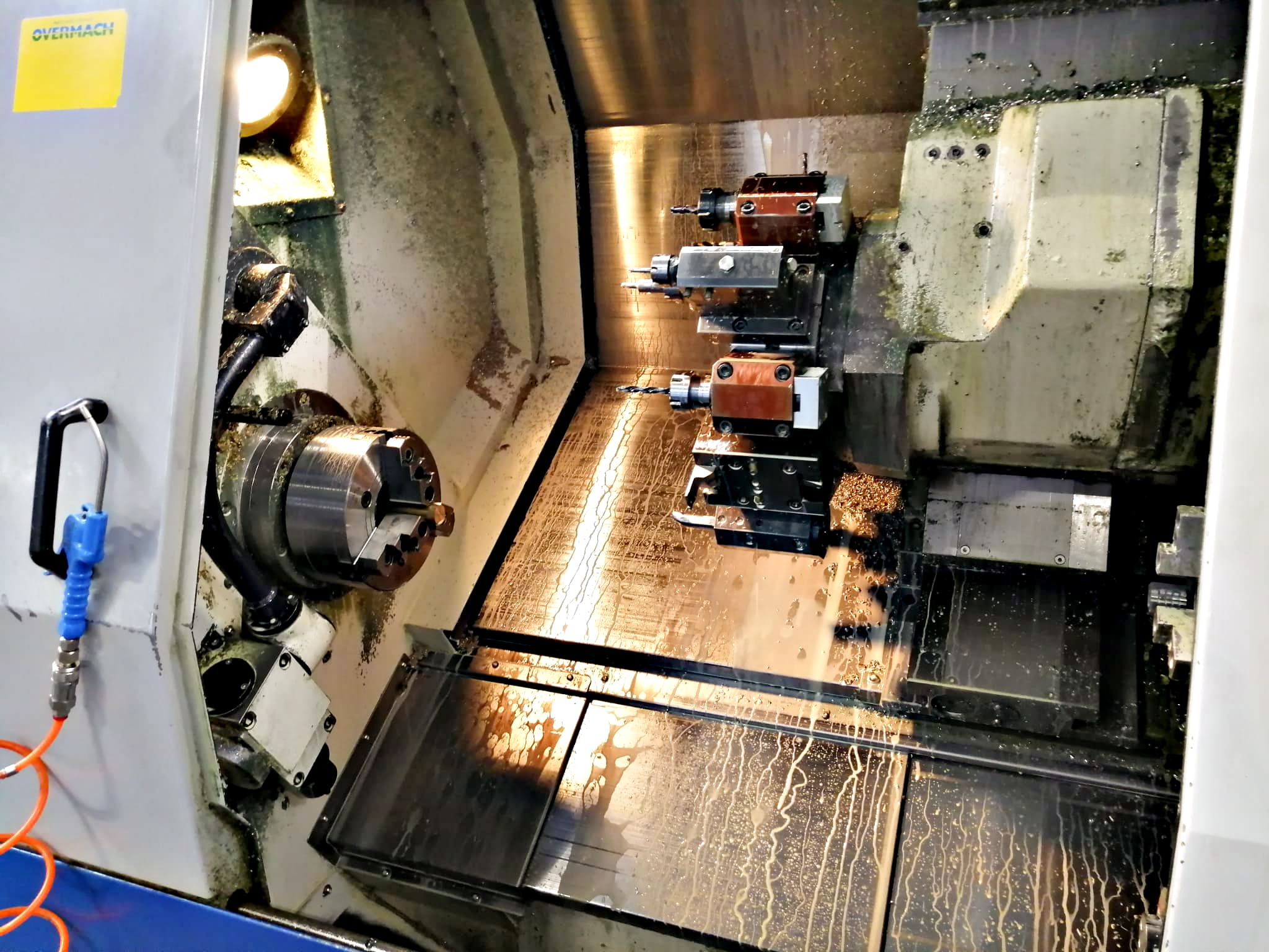 Usado Daewoo Puma 2000LSY - Torno CNC - 2005