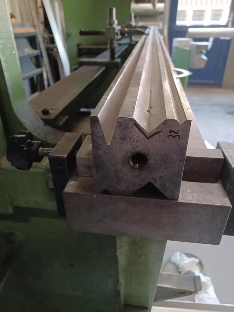 Used Darley EL-CE 110 31/25 I Press Brake