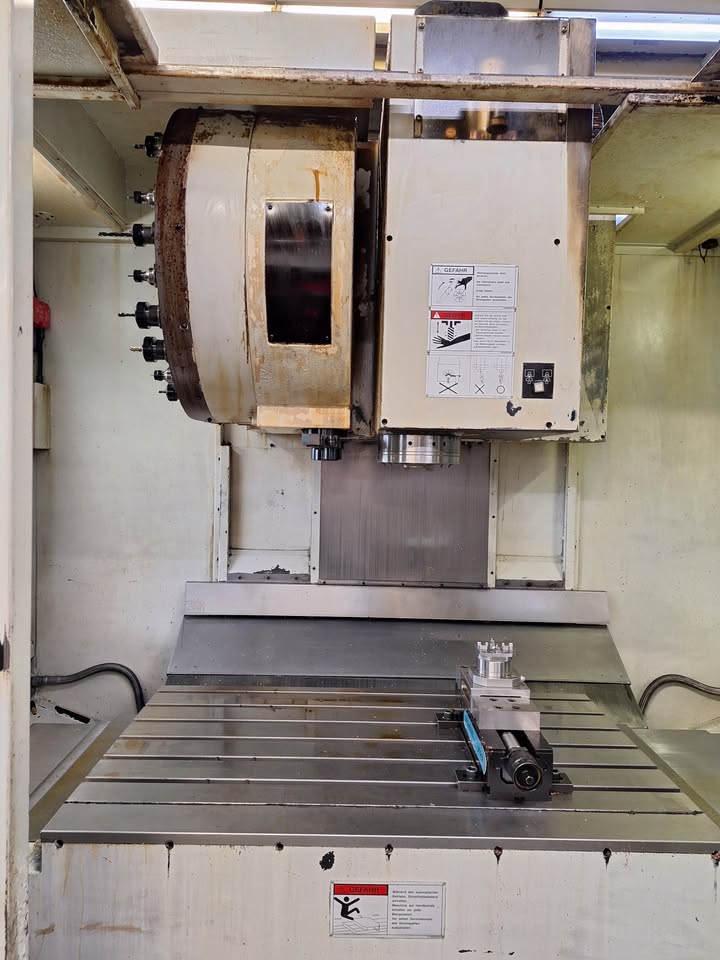 Used Quaser MV204 II I Vertical Machining Center I 2000