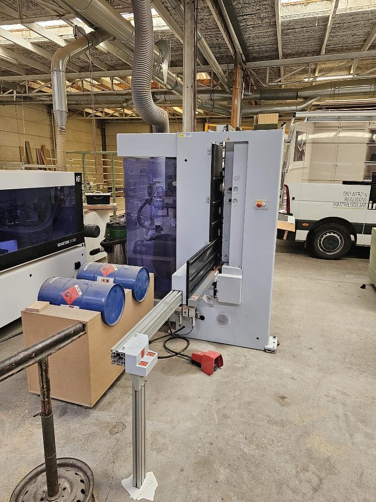 Used Weeke BHX 055 Optimat I CNC Machining Center I 2013