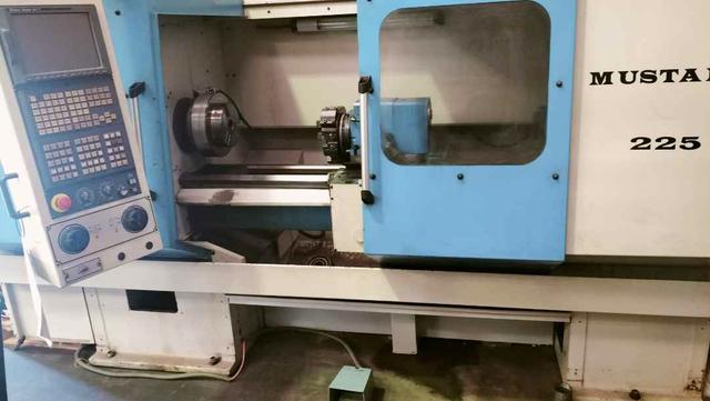 Used Pinacho Mustang 225 I CNC Lathe I 2003
