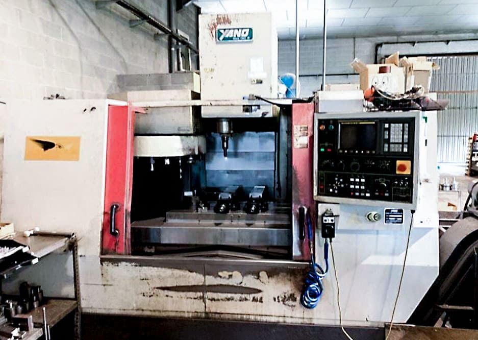 Gebruikt Yang Eagle SMV-1000 - CNC Verticale bewerkingscentra - 2000