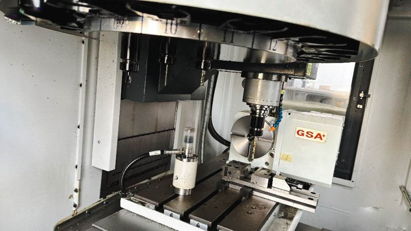 Gebruikt Rais M400 I Verticaal bewerkingscentrum