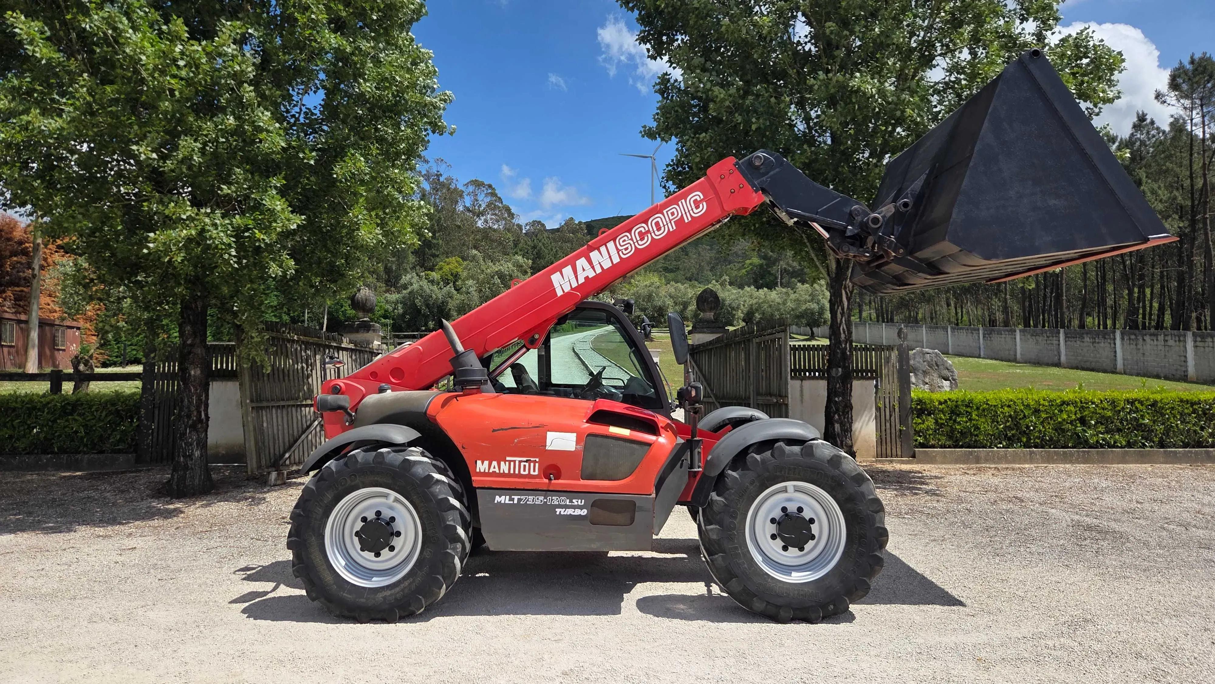 Used Manitou MLT 735-120 LSU I Agricultural Telehandler I 2010