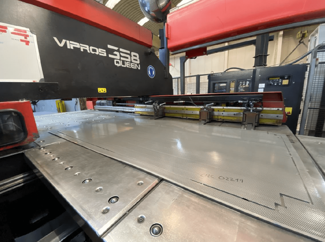 Gebruikt Amada Vipros 358 - Ponsmachine