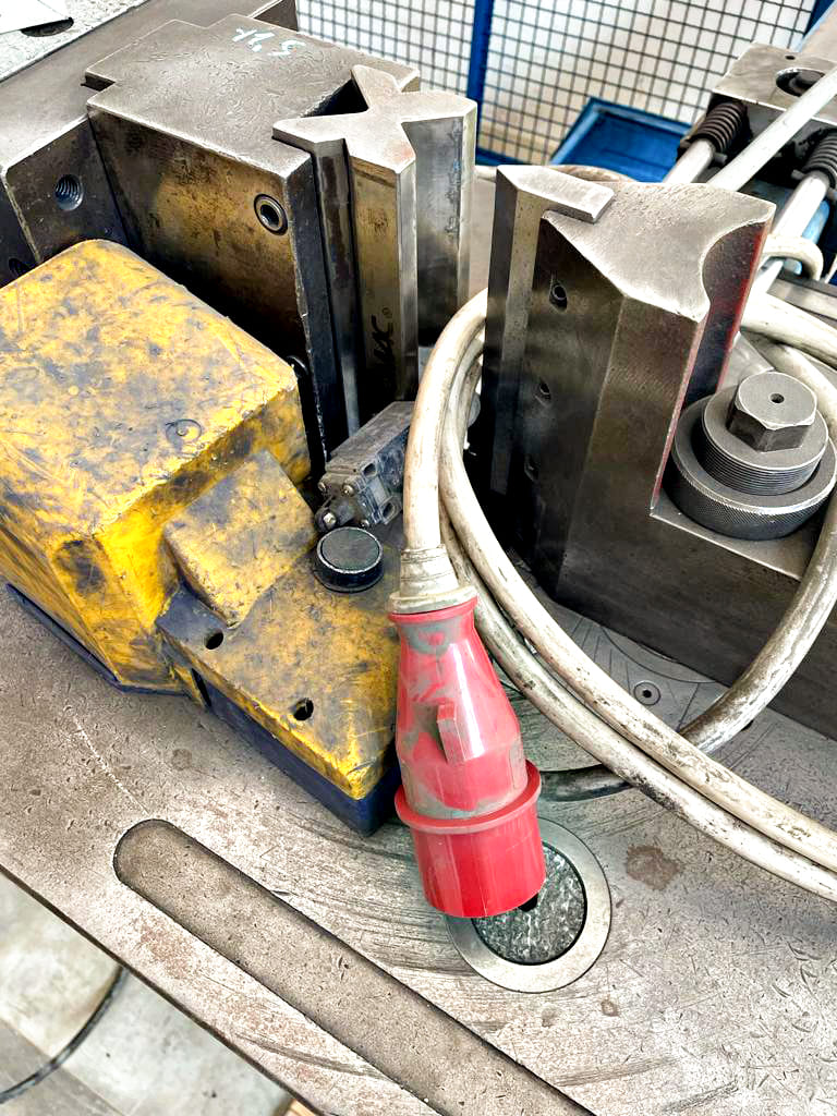 Usado Euromac Digibend 360 - Máquina de plegado - 1998