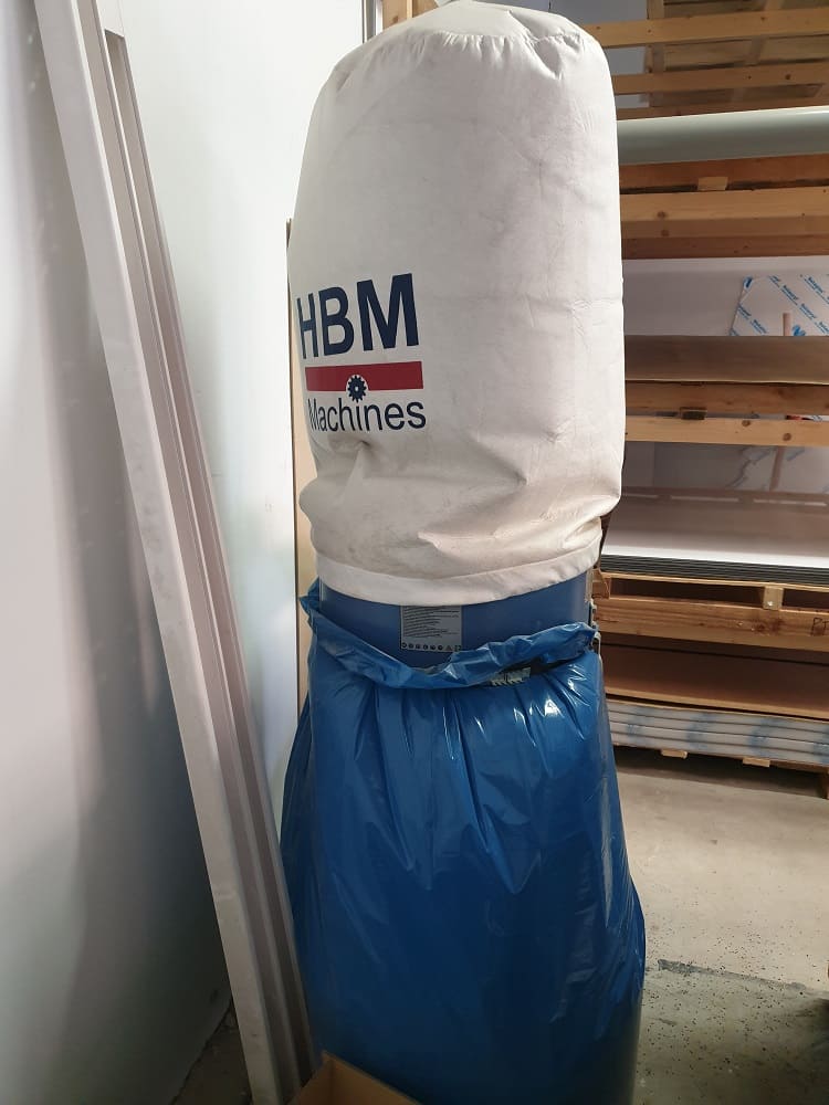 Usado Cosign Graphics Systems - Centros de Mecanizado CNC - 2008