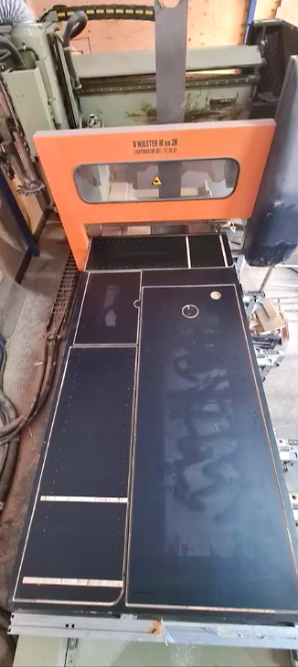 Used SCM Record 220 - CNC Machining Center - 1996