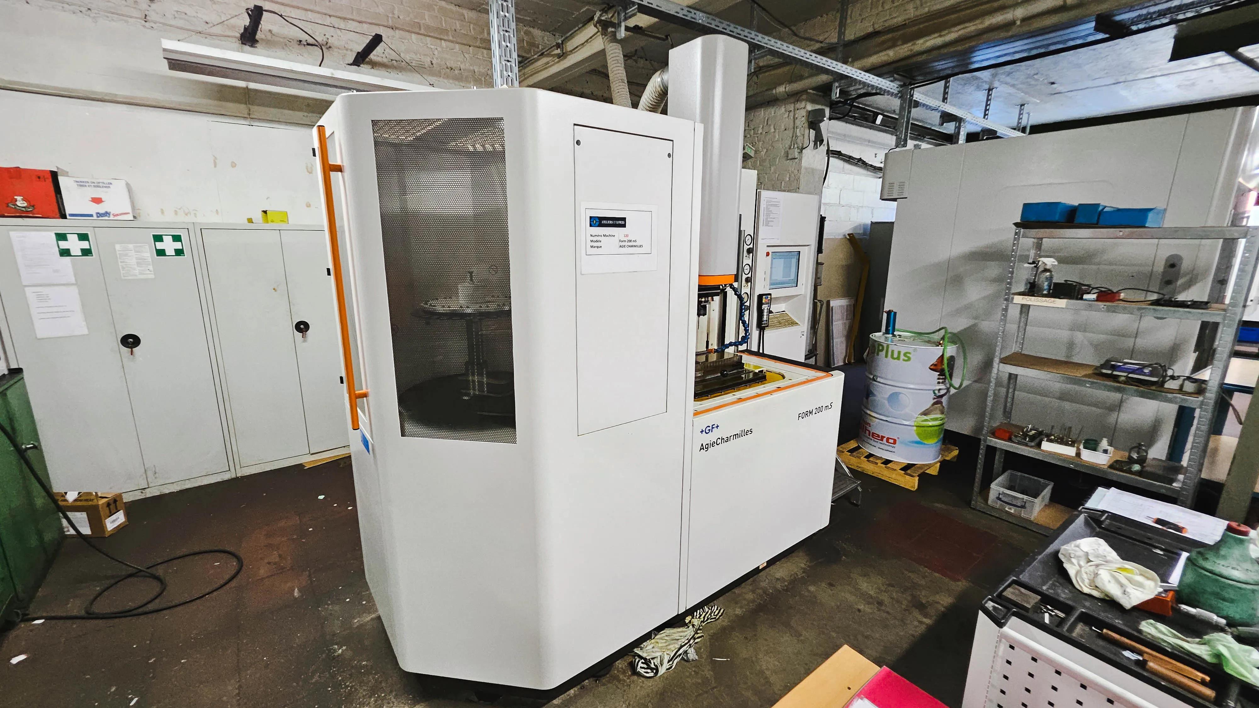 Gebruikt Agie Charmilles Formulier 200 mS I Die Sinking EDM I 2012
