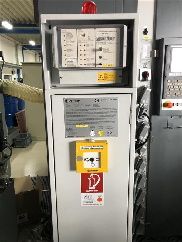 Used Chiron FZ 08MT I Vertical Machining Center I 2015