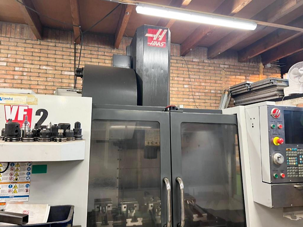 Gebruikt Haas VF-2B - Verticaal bewerkingscentrum - 2010