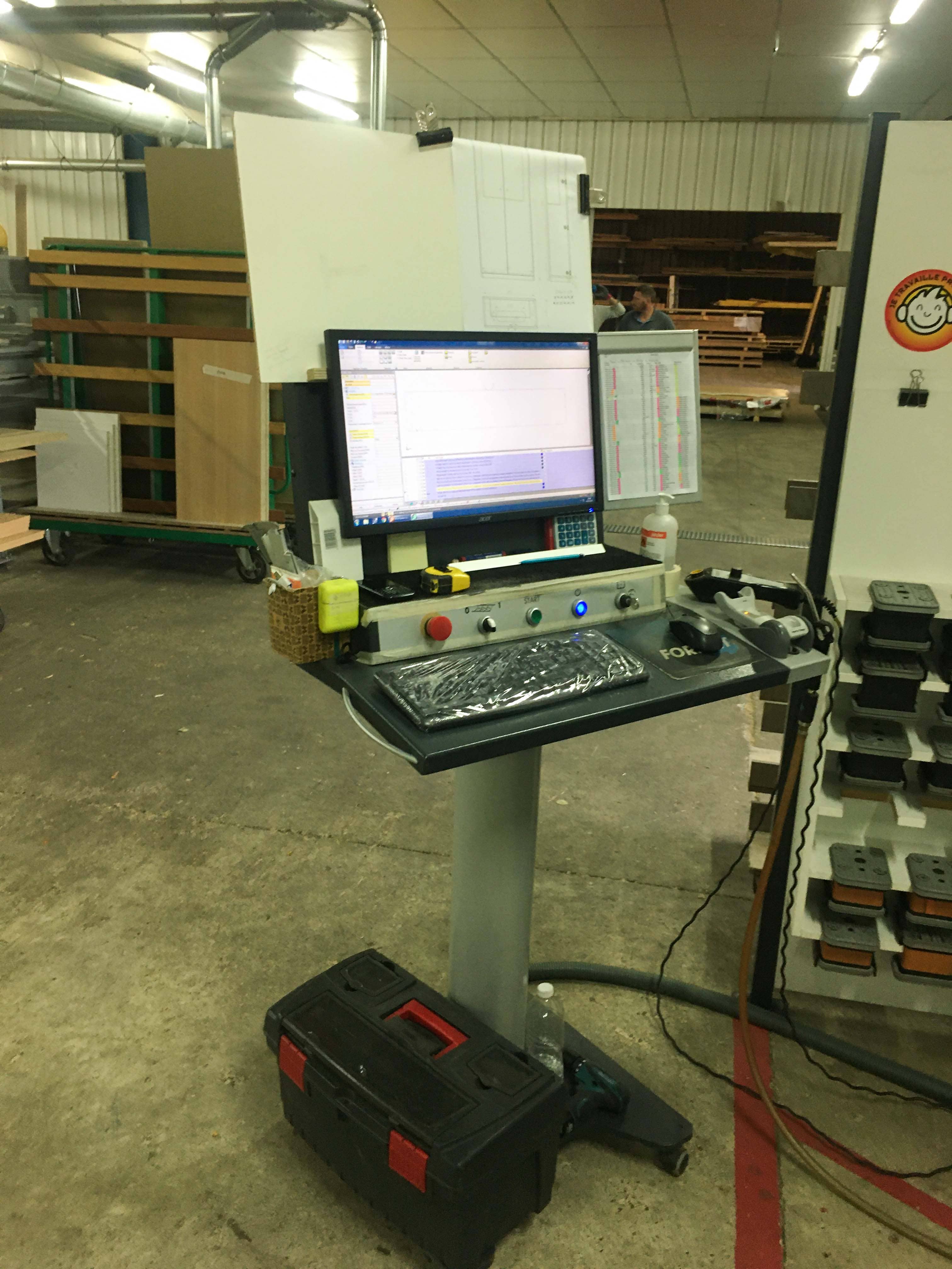 Usado Format 4 Profit H 350 - Centro de Mecanizado CNC - 2016