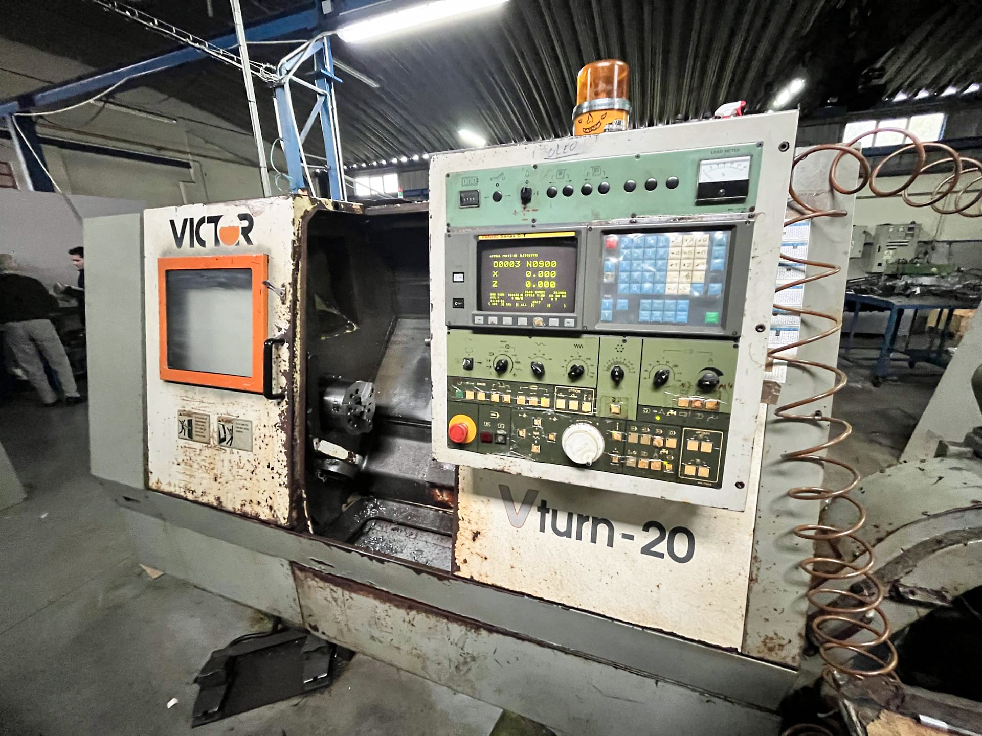 Used Victor Vturn 20 - CNC Lathe