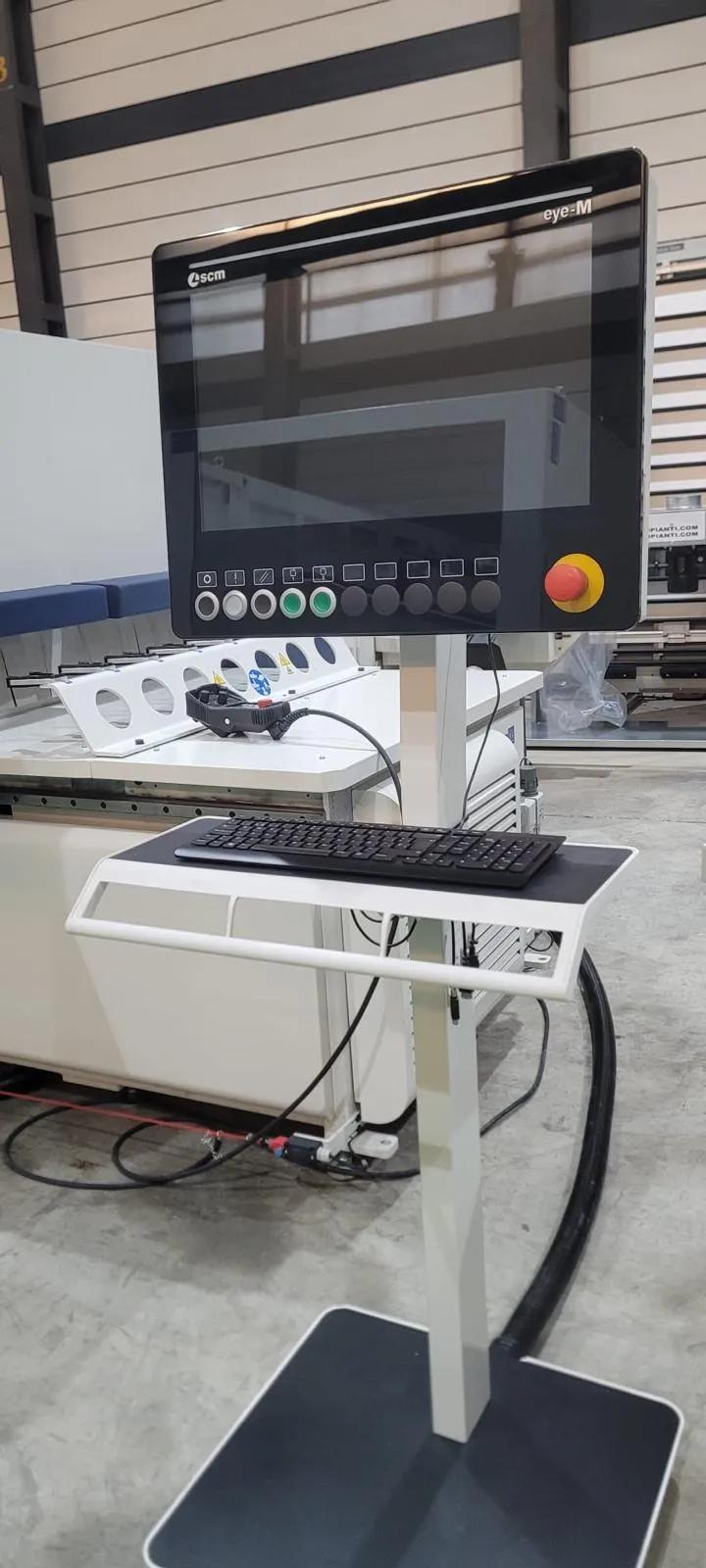 Usado Centro de Mecanizado CNC SCM Morbidelli N100 I