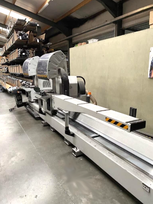 Gebruikt Fom Blitz 60 I Double Head Sawing Machine I 2015