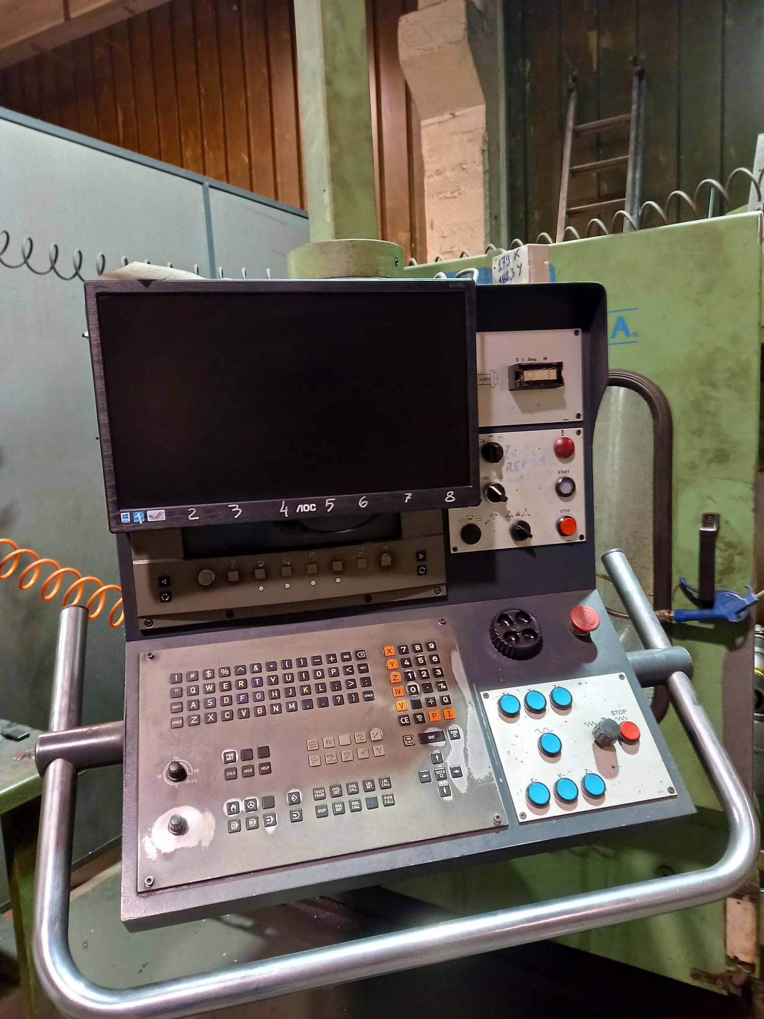 Used Nicolas Correa CF 22/20 - Vertical Machining Centre - 1998