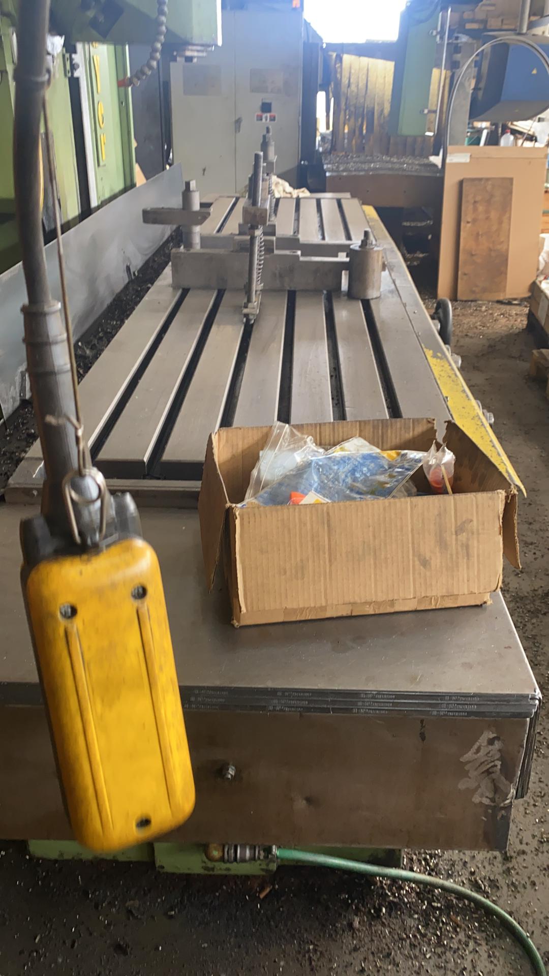 Gebruikt ZAYER 2500 BF