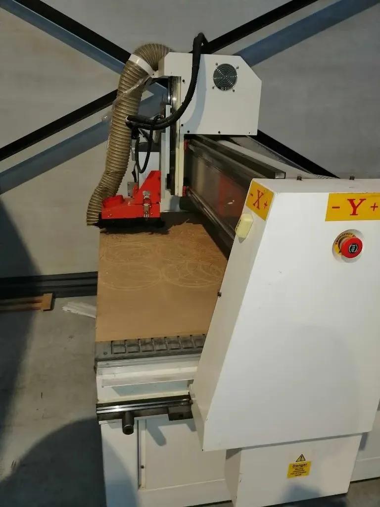 Usado TigerTec TR408 Yo Enrutador CNC