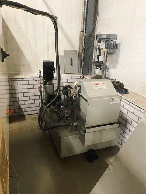 Gebruikt Unisign UV 4 - Verticale Bewerking Centrum - 1998