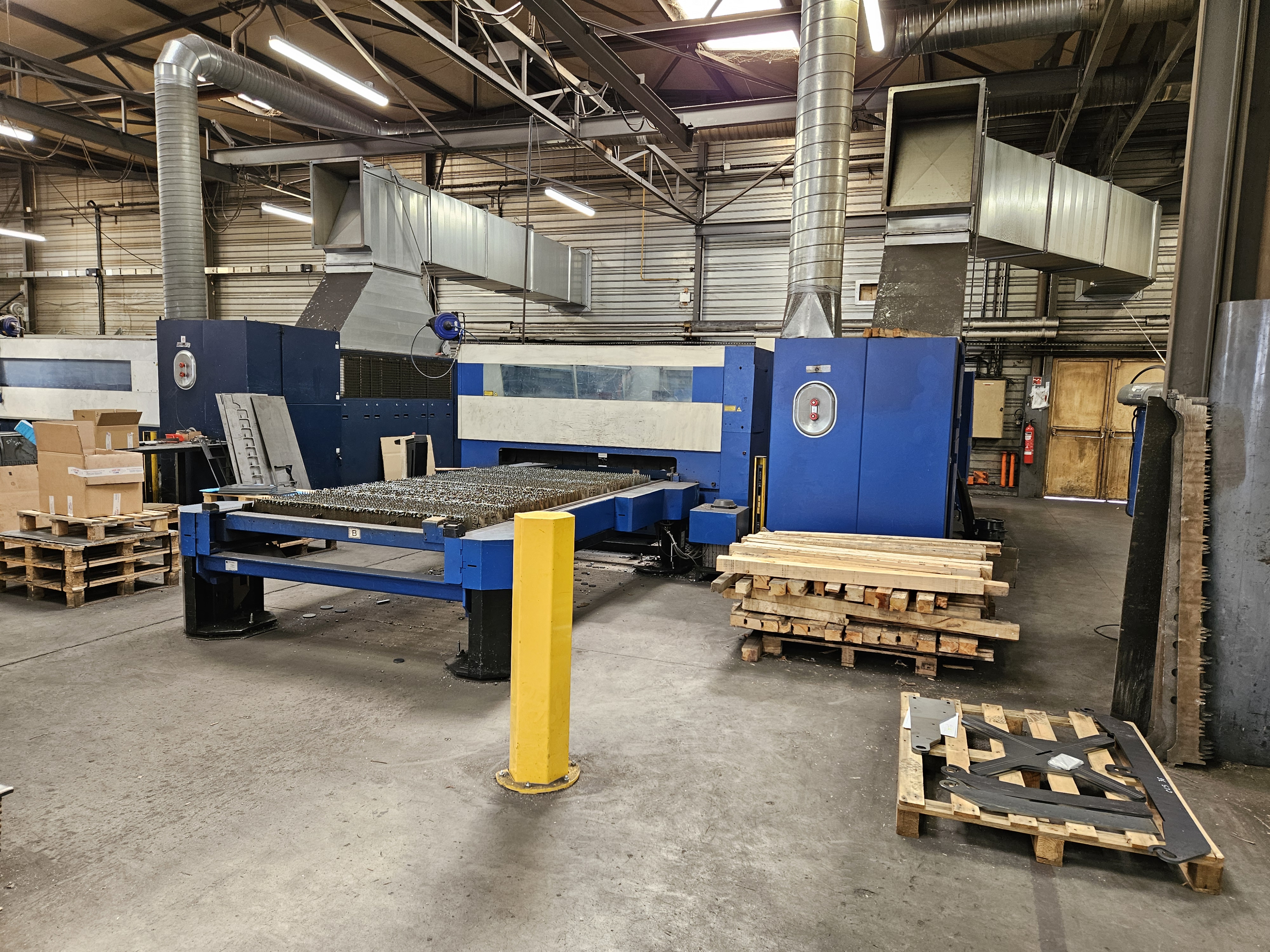 Used Trumpf TruLaser 5030 I Laser Cutting I 2008