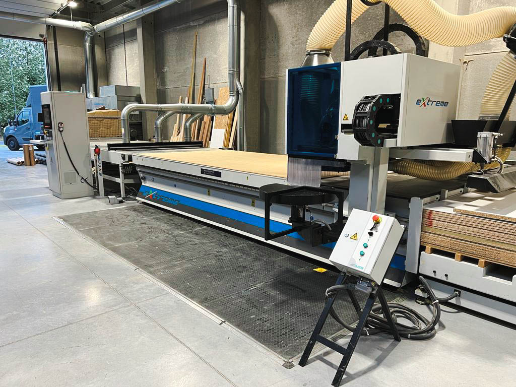 Gebruikt AES Extreme 2142 - Nesting Machine - 2015
