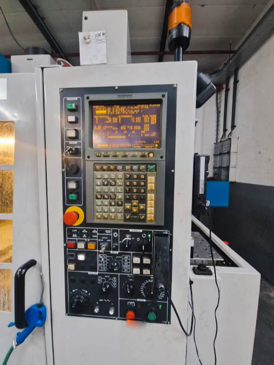 Gebruikt Matsuura RA-1G I Verticaal bewerkingscentrum I 2000