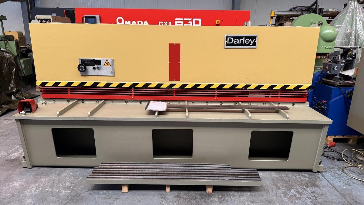 Used Darley GS 3006 I Hydraulic Shear I 1976