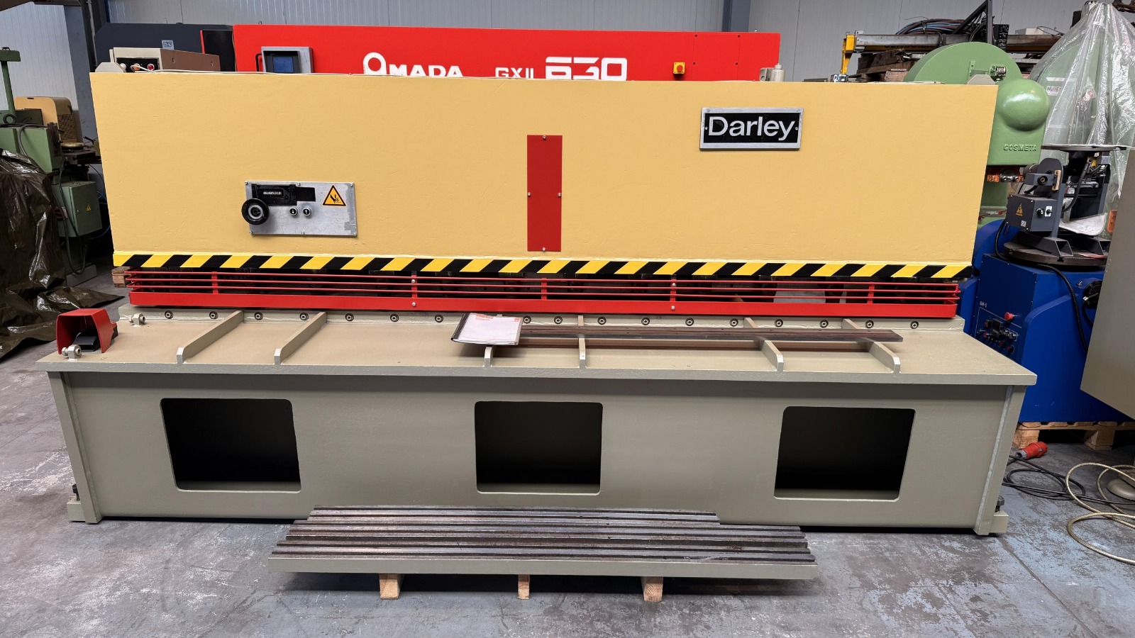 Used Darley GS 3006 I Hydraulic Shear I 1976