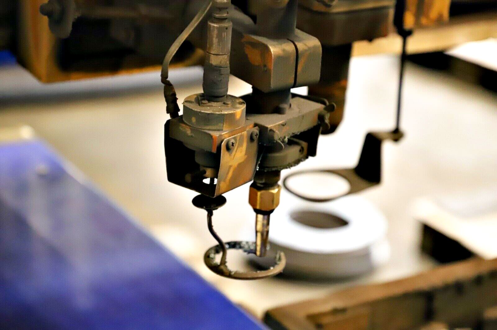 Usado Microstep HS PA 3001.15 - Máquina de corte por plasma - 2002