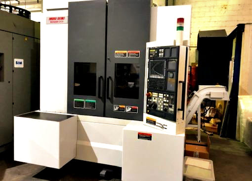 Gebruikt Mori Seiki NV 4000 DCG - Verticale bewerkingscentra - 2004
