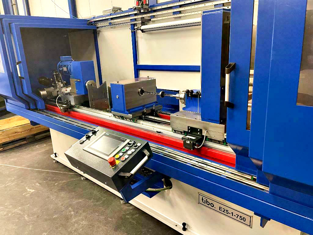 Usado Tibo E25 -1 -750 - Máquina de perforación - 2015