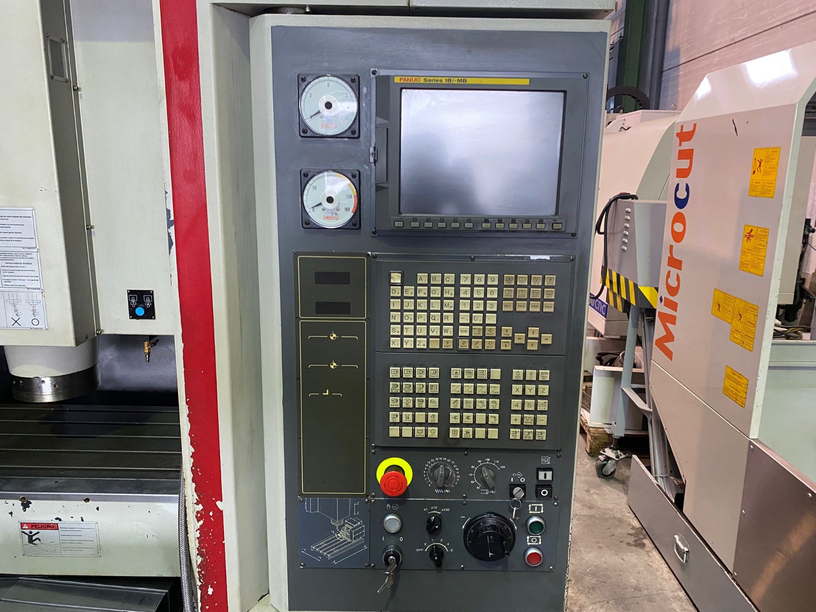 Used Quaser MV154 PL/12 I Vertical Machining Center I 2007