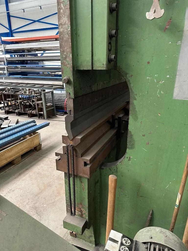Gebruikt LVD PPCB 300/30 I Persrem