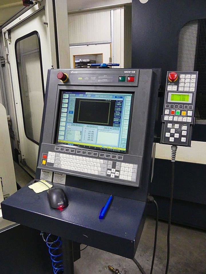 Usado Makino SP 43 - Máquina EDM - 2007