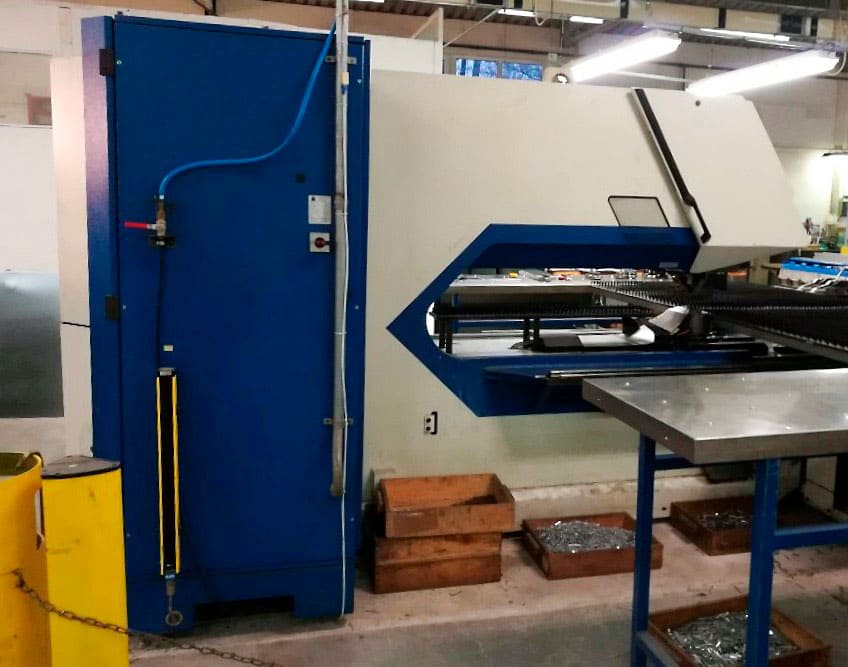 Gebruikt Trumpf Trumatic 2000 R - Lasersnijden - 1999