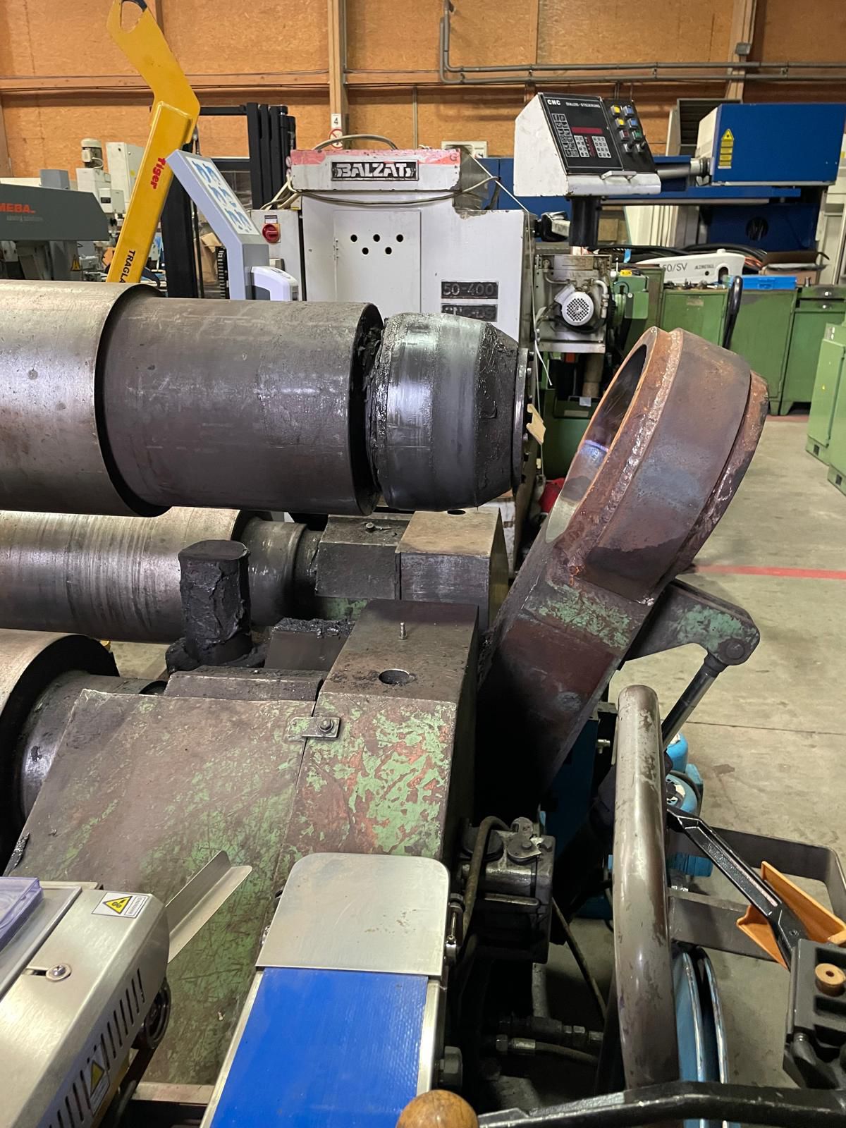 Used Schafer SRMVHY I Sheet metal bending cylinders I 1992