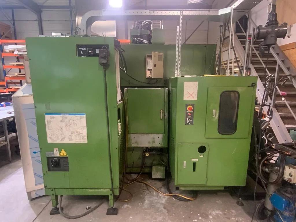 Gebruikt Mazak AJV 25-405 I Verticale Bewerking Centrum