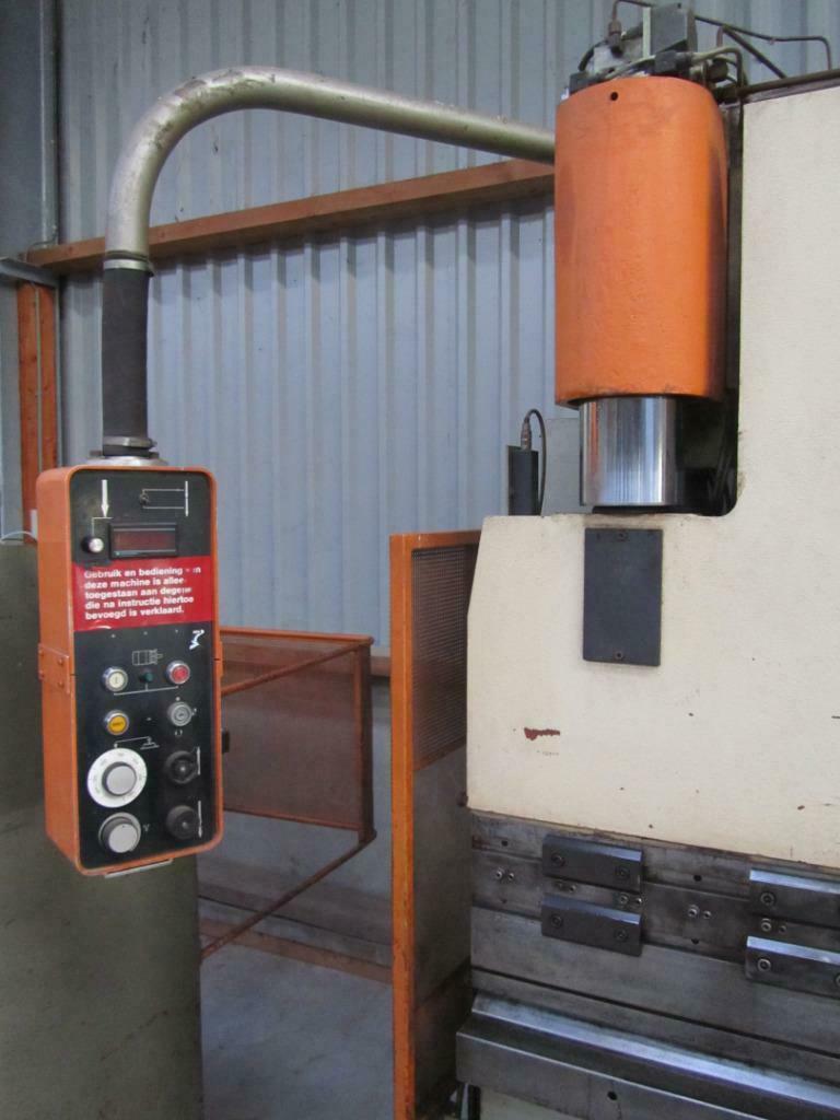 Usado 1981 SAFAN UCK 110x3100