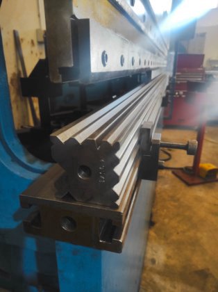 Gebruikt Ajial PHE 525 I Persrem I 1988