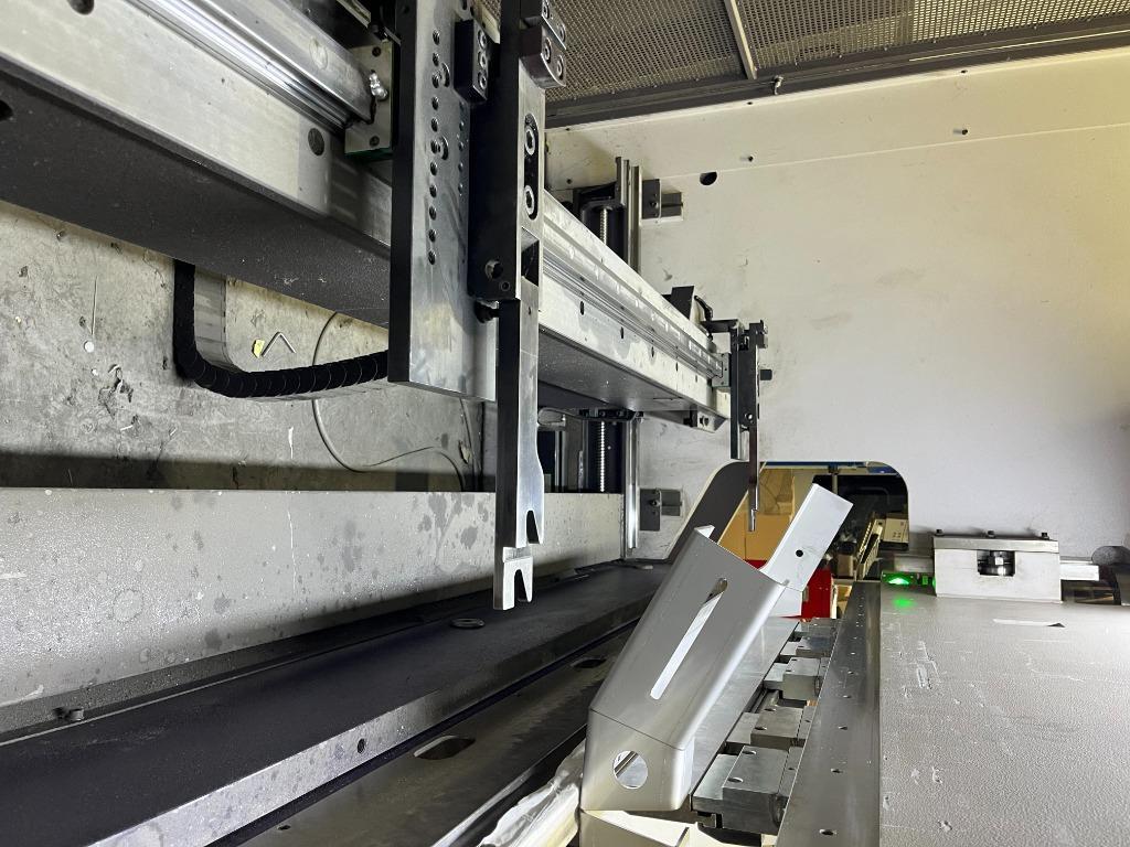 Used Bystronic Xpert 150 x 3100 I Press Brake I 2011